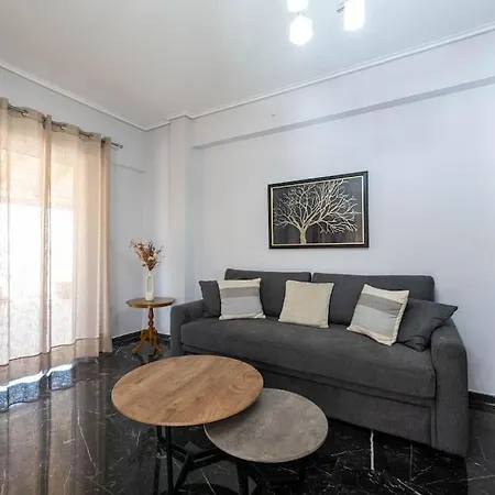 Skyvista Penthouse * Kalamata